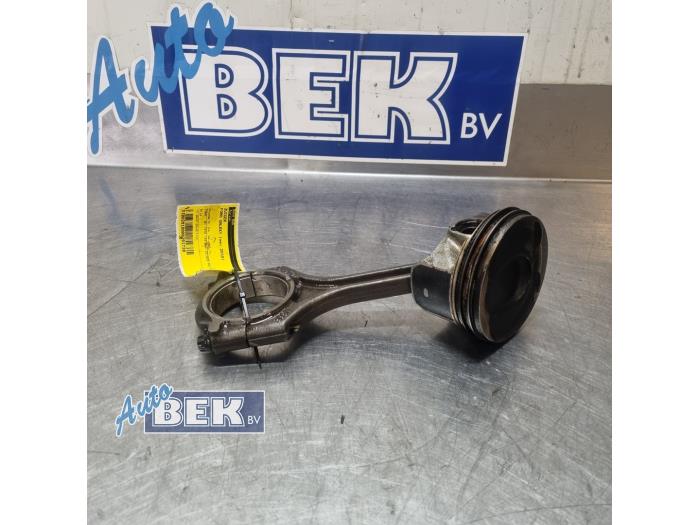 Usagé Piston Ford Galaxy (WA6) 2.0 EcoBoost 16V Prix € 75,00 Règlement à la marge proposé par Auto Bek