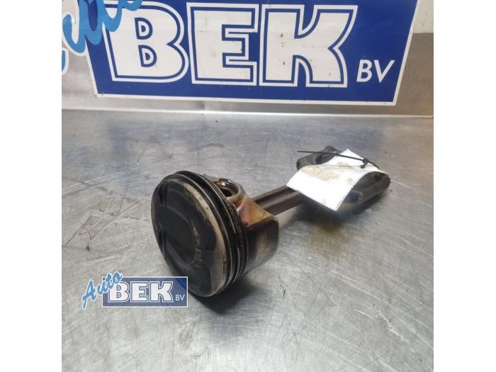 Usagé Piston Ford Galaxy (WA6) 2.0 EcoBoost 16V Prix € 75,00 Règlement à la marge proposé par Auto Bek