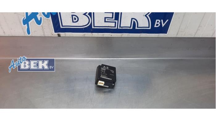 Używane Keyless Entry-Antena Toyota Corolla Touring Sport (E21/EH1) 2.0 16V Hybrid Cena € 20,00 Procedura marży oferowane przez Auto Bek