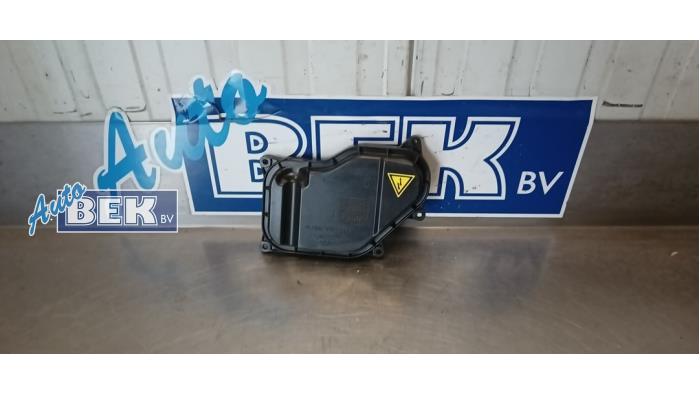 Gebrauchte Scheinwerferabdeckung links Volkswagen Golf VII (AUA) 1.2 TSI 16V Preis € 15,00 Margenregelung angeboten von Auto Bek