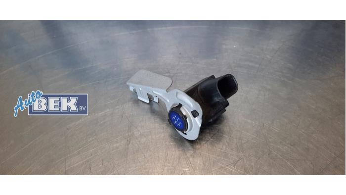 Begagnade Luftkvalitetssensor Volkswagen Jetta IV (162/16A) 2.0 TDI 16V Pris € 17,50 Marginaltabell erbjuds av Auto Bek