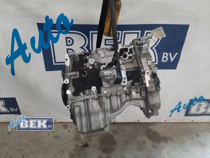 Used Engine crankcase Jaguar XE 2.0 250 Turbo 16V Price on request offered by Auto Bek
