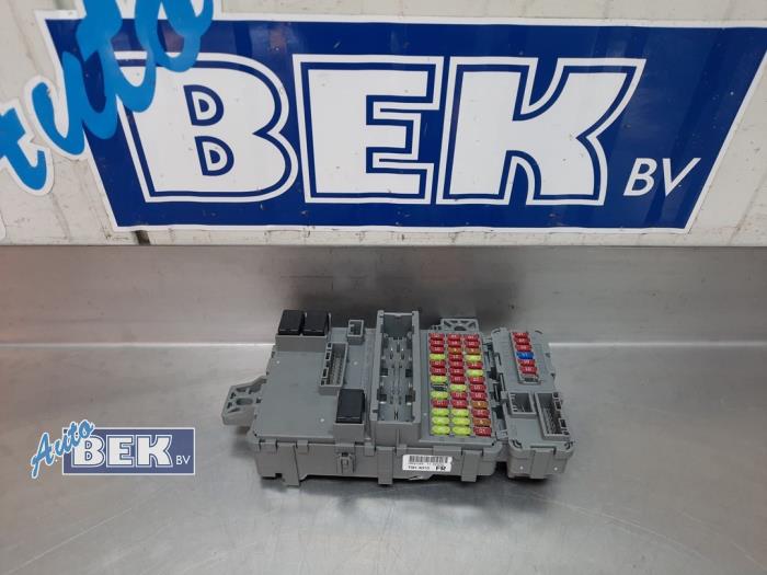 Begagnade Säkringsbox Honda Civic (FL) 2.0 Type R Pris på förfrågan erbjuds av Auto Bek