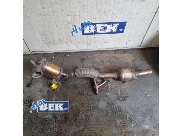 Used Front pipe + catalyst Seat Ibiza V (KJB) 1.0 TSI 12V Price on request offered by Auto Bek