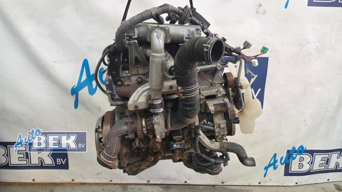 Engine from a Toyota Hilux IV 2.5 D4-D 16V 4x4 2009