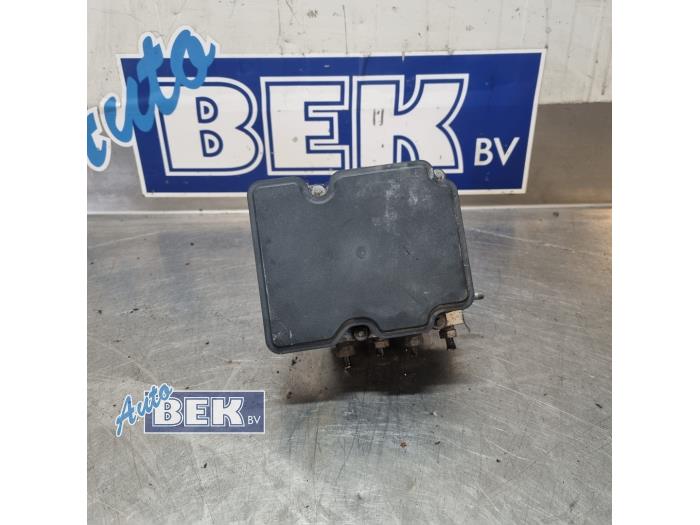 Begagnade ABS-pump Citroen C4 Picasso (3D/3E) 1.6 e-Hdi, BlueHDi 115 Pris € 99,99 Marginaltabell erbjuds av Auto Bek