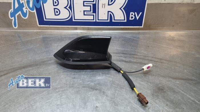 Używane Antena Nissan Juke (F16) 1.0 DIG-T 117 12V Cena € 39,99 Procedura marży oferowane przez Auto Bek