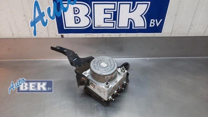 Używane Pompa ABS Peugeot 4008 1.6 HDi 16V 115 4x4 Cena € 220,00 Procedura marży oferowane przez Auto Bek