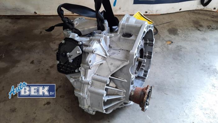 Usagé Boite de vitesses Volkswagen Golf VIII (CD1) 1.5 eTSI 16V Prix € 2.250,00 Règlement à la marge proposé par Auto Bek