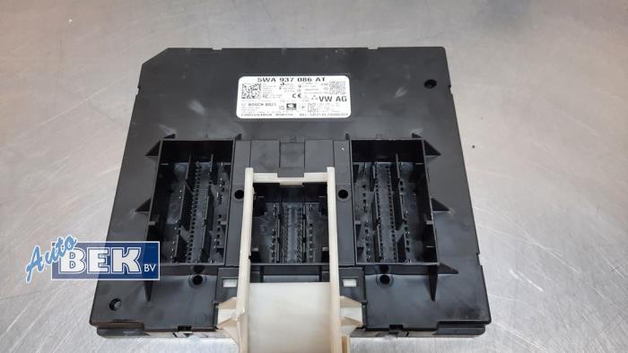 Used Body control computer Volkswagen Golf VIII (CD1) 1.5 eTSI 16V Price € 155,00 Margin scheme offered by Auto Bek