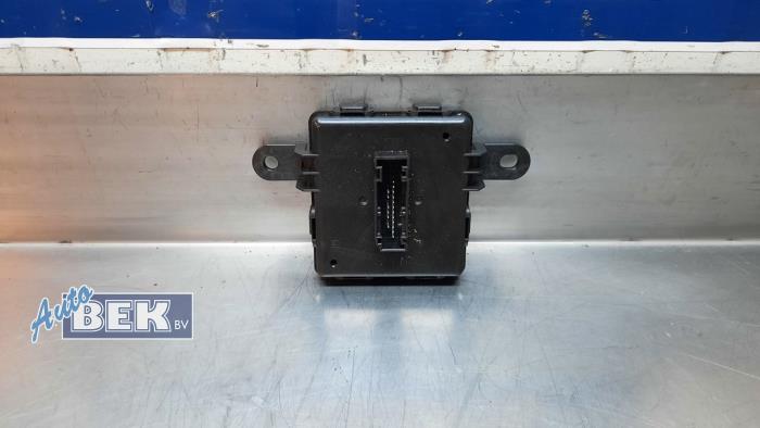 Używane Modul keyless vehicle Audi RS 3 Limousine (8YS) 2.5 TFSI 20V Quattro Cena € 50,00 Procedura marży oferowane przez Auto Bek