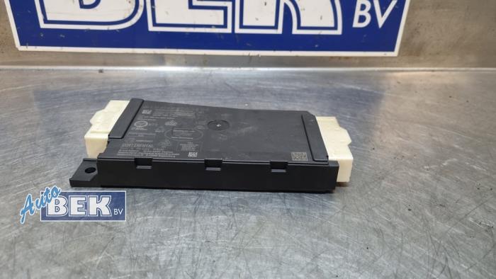Używane Modul keyless vehicle Mercedes A (177.0) 1.3 A-200 Turbo 16V Cena € 74,00 Procedura marży oferowane przez Auto Bek