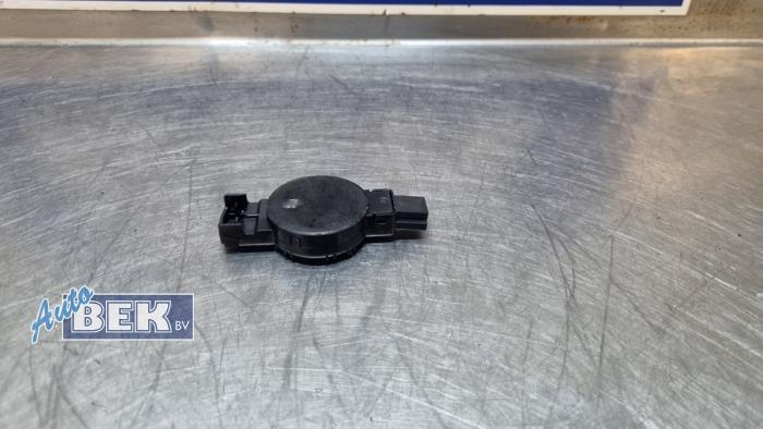 Begagnade Regnsensor Mini Countryman (F60) 1.5 12V Cooper Pris på förfrågan erbjuds av Auto Bek