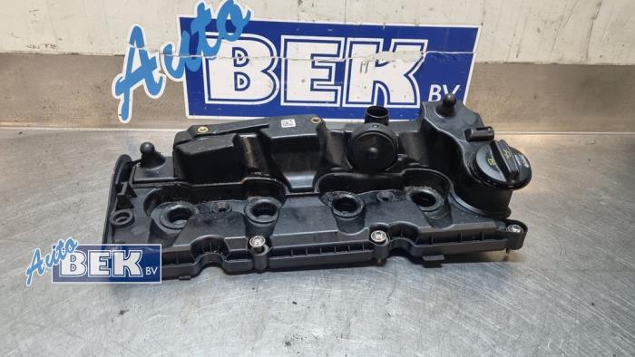 Gebrauchte Ventildeckel Volkswagen Golf VII (AUA) 1.6 TDI BMT 16V Preis € 60,00 Margenregelung angeboten von Auto Bek
