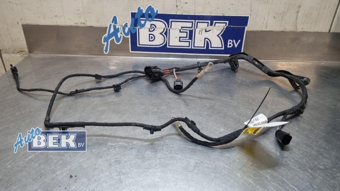 Używane Kabel (rózne) Volkswagen Golf VIII (CD1) 1.5 eTSI 16V Cena na żądanie oferowane przez Auto Bek