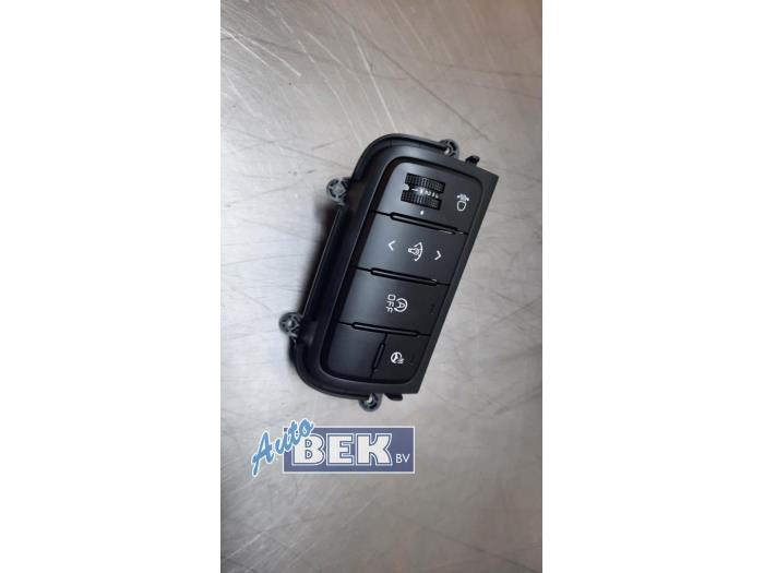 Używane Rózne Kia Cee'd Sportswagon (JDC5) 1.0i T-GDi 12V 120 Cena na żądanie oferowane przez Auto Bek