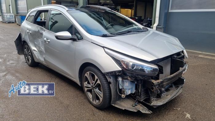 Gebrauchte Windschutzscheibe Kia Cee'd Sportswagon (JDC5) 1.0i T-GDi 12V 120 Preis € 150,00 Margenregelung angeboten von Auto Bek