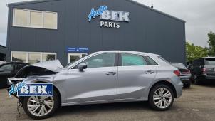 Begagnade Hjuluppsättning + däck Audi A3 Sportback (8YA) 1.5 35 TFSI 16V Mild Hybrid Pris € 600,00 Marginaltabell erbjuds av Auto Bek