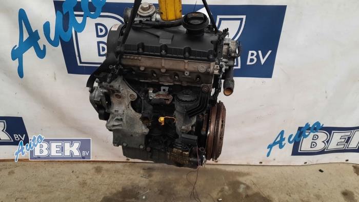 Gebrauchte Motor Volkswagen Touran (1T1/T2) 1.9 TDI 100 Preis auf Anfrage angeboten von Auto Bek