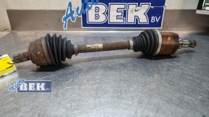 Usados Eje de transmisión izquierda delante Volvo V40 (MV) 1.6 T2 GTDi 16V Precio € 65,00 Norma de margen ofrecido por Auto Bek