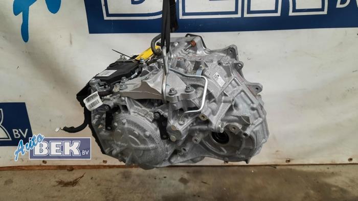 Used Gearbox Peugeot 2008 (UD/UK/UR/US/UX) 1.2 VTi 12V PureTech 130 Price € 1.449,99 Margin scheme offered by Auto Bek