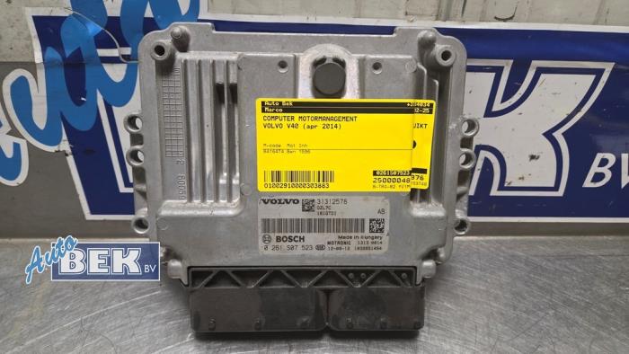 Used Engine management computer Volvo V40 (MV) 1.6 T2 GTDi 16V Price € 89,99 Margin scheme offered by Auto Bek