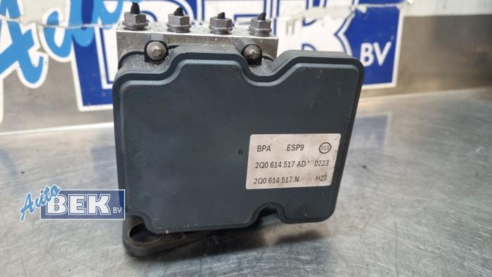 Używane Pompa ABS Volkswagen Polo VI (AW1) 1.6 TDI 16V 95 Cena € 35,00 Procedura marży oferowane przez Auto Bek