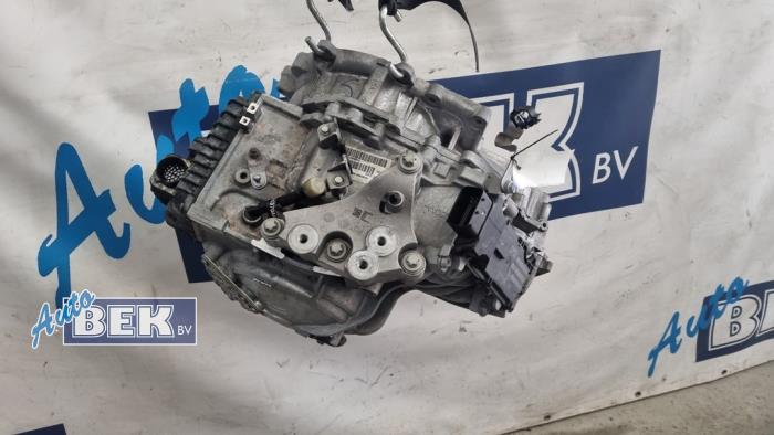 Usagé Boîte de vitesse Jeep Compass II (MP) 1.4 Multi Air2 16V 4x4 Prix € 1.950,00 Règlement à la marge proposé par Auto Bek