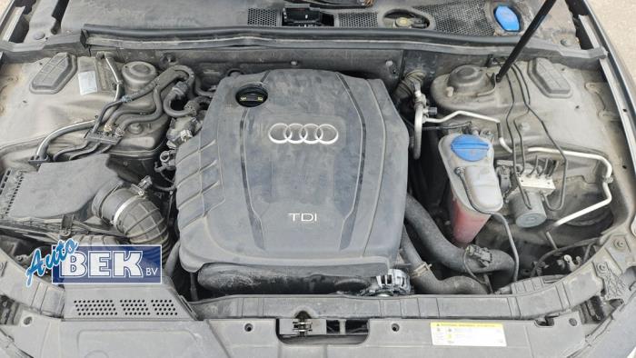 Motor van een Audi A5 Sportback (8TA) 2.0 TDI 16V Quattro 2013