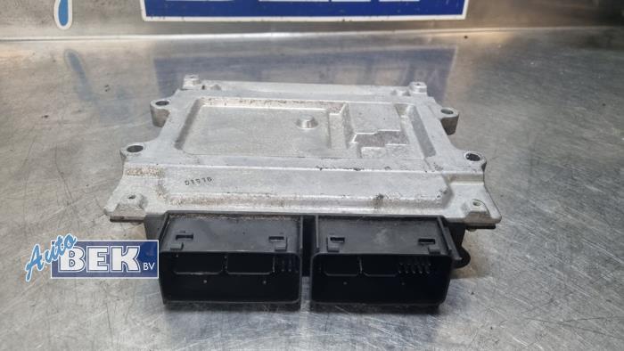 Engine management computer from a Volvo XC60 I (DZ) 2.0 D4 16V 2015