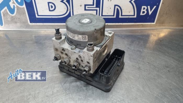 Usagé Bloc ABS Volkswagen Touran (5T1) 2.0 TDI 150 Prix € 75,00 Règlement à la marge proposé par Auto Bek