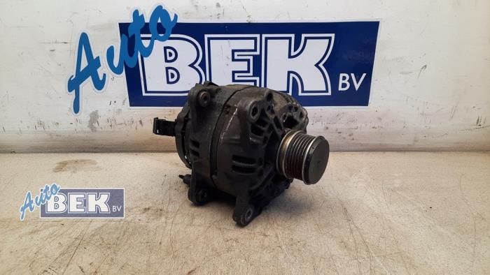 Gebrauchte Dynamo Volkswagen Transporter/Caravelle T5 1.9 TDi Preis € 49,99 Margenregelung angeboten von Auto Bek