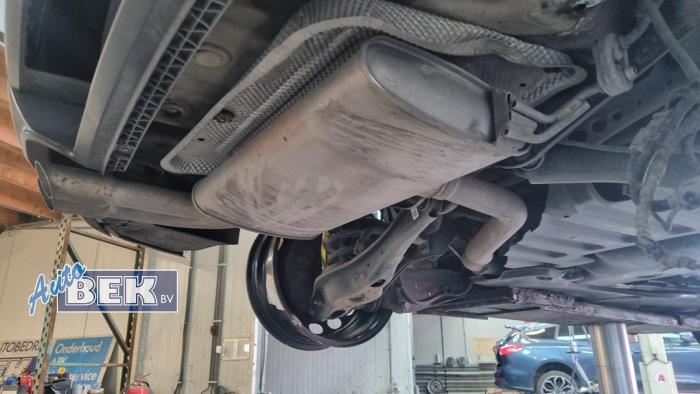 Auspuff Enddämpfer Volkswagen Touran (5T1), 2015 2.0 TDI 150, MPV, Diesel, 1.968cc, 110kW (150pk), FWD, DFGA, 2016-06 / 2021-12 (Gebraucht)