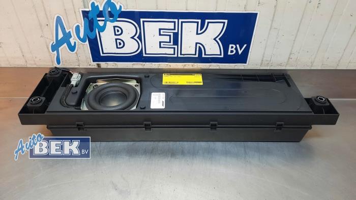 Begagnade Bashögtalare Renault Zoé (AG) R135 Pris € 185,00 Marginaltabell erbjuds av Auto Bek
