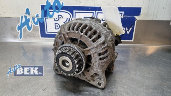 Gebrauchte Dynamo Volkswagen Transporter T5 2.5 TDi Preis € 75,00 Margenregelung angeboten von Auto Bek