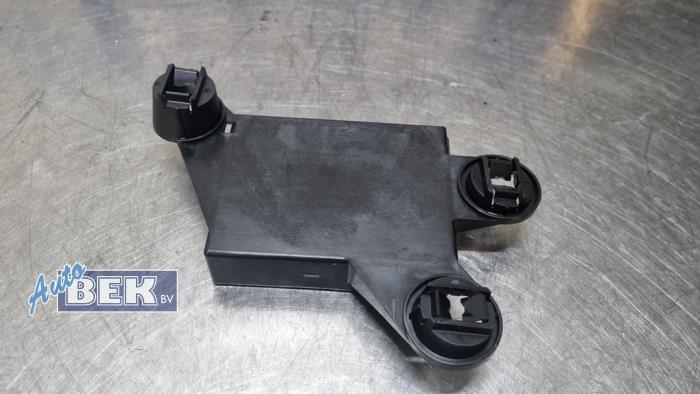 Computer, miscellaneous from a Polestar Polestar 2 78kWh Long Range Single Motor 2022