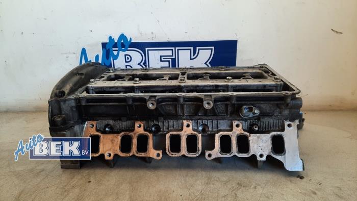 Begagnade Topplock Ford Transit 2.2 TDCi 16V Pris € 349,99 Marginaltabell erbjuds av Auto Bek