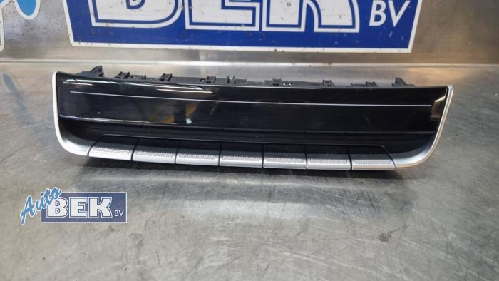 Begagnade Värmekontrollpanel MG HS/EHS I (AS23) 1.5 EHS T-GDI Hybrid Pris € 163,35 Marginaltabell erbjuds av Auto Bek