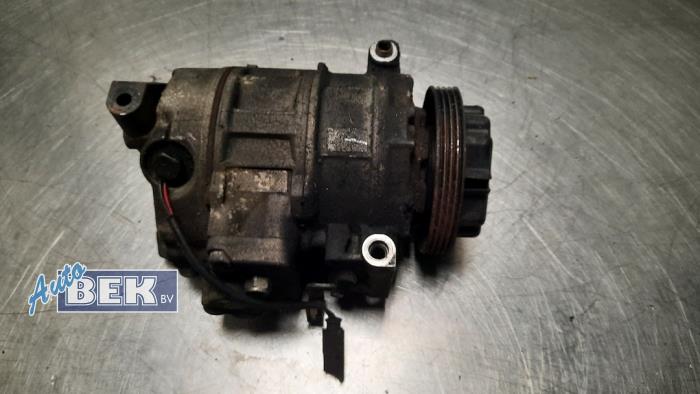 Usagé Pompe clim BMW 7 serie (E65/E66/E67) 745i,Li 4.4 V8 32V Prix € 149,95 Règlement à la marge proposé par Auto Bek