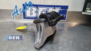 Used Engine mount Kia Sorento IV (MQ4) 1.6 T-GDi Plug-in Hybrid 16V 4WD Price € 63,50 Margin scheme offered by Auto Bek