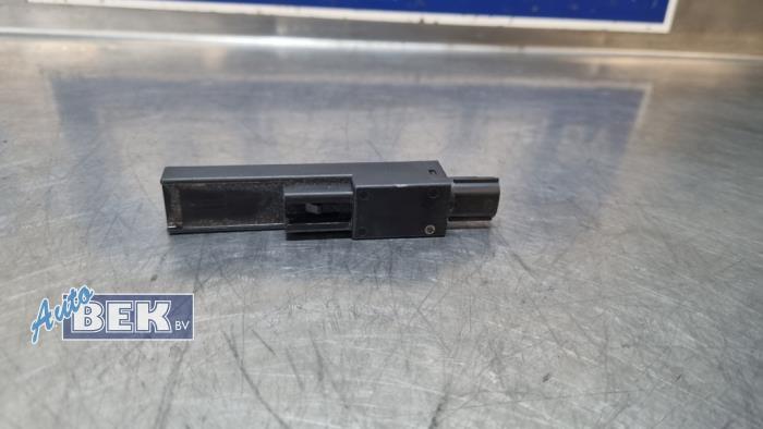 Używane Keyless Entry-Antena MG HS/EHS I (AS23) 1.5 EHS T-GDI Hybrid Cena € 30,00 Procedura marży oferowane przez Auto Bek