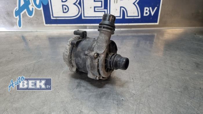 Begagnade Vattenpump BMW i3 (I01) i3 Pris på förfrågan erbjuds av Auto Bek