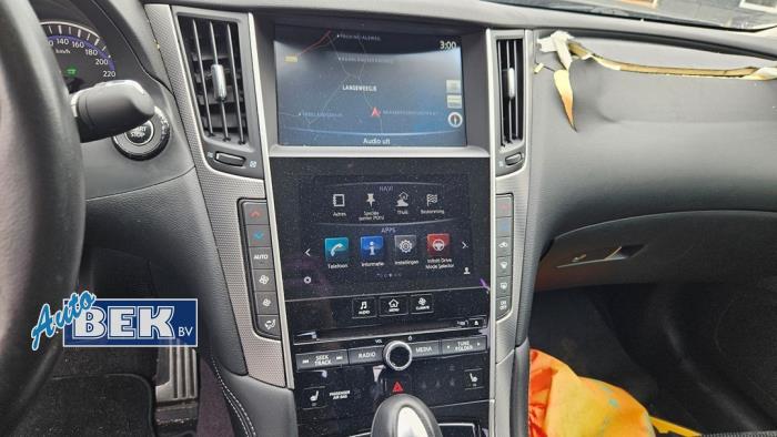 Używane Panel Infiniti Q50 (V37) 3.5 V6 24V 50 Hybrid AWD Cena na żądanie oferowane przez Auto Bek