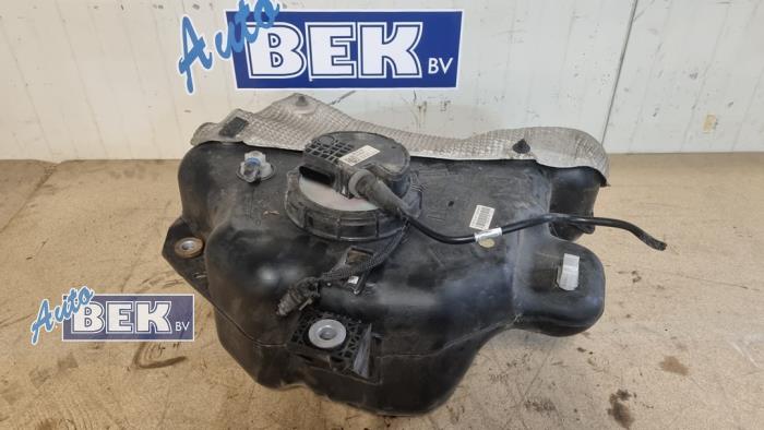 Gebrauchte Adblue Tank Audi Q5 (8RB) 2.0 TDI 16V Quattro Preis € 450,00 Margenregelung angeboten von Auto Bek