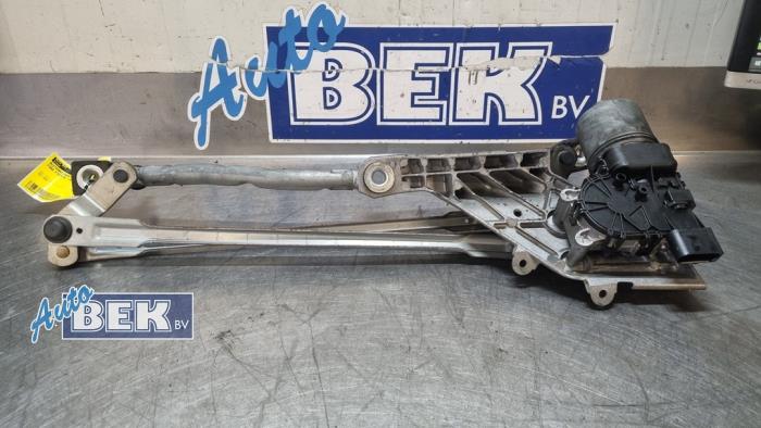 Używane Modul wycieraczek Ford Fiesta 6 (JA8) 1.0 SCI 12V 80 Cena € 25,00 Procedura marży oferowane przez Auto Bek