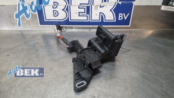 Used Ignition module BMW 1 serie (F20) 116i 1.6 16V Price € 50,00 Margin scheme offered by Auto Bek