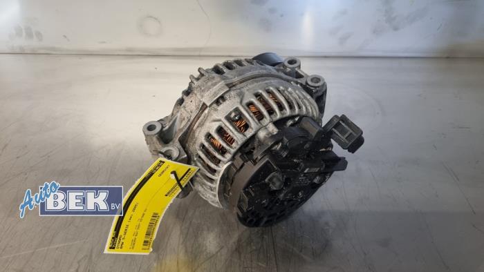 Usagé Dynamo BMW 5 serie (E60) 523i 24V Prix € 70,00 Règlement à la marge proposé par Auto Bek