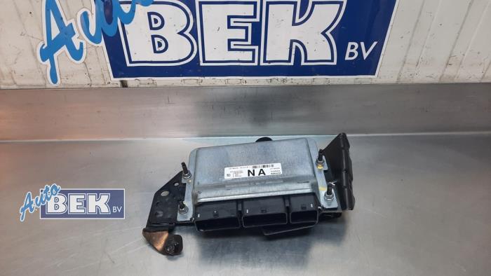 Used Injection computer Dacia Sandero III 1.0 TCe 90 12V Price € 199,00 Margin scheme offered by Auto Bek