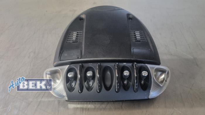 Begagnade Innerbelysning, fram Mini Countryman (R60) 1.6 16V Cooper Pris € 25,00 Marginaltabell erbjuds av Auto Bek