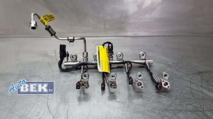 Usagé Système d'injection Opel Astra K 1.4 Turbo 16V Prix € 95,00 Règlement à la marge proposé par Auto Bek